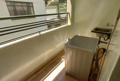 2 Bed Apartment with En Suite in Westlands Area - 3