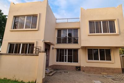 4 Bed Townhouse with En Suite at Kanamai