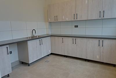 5 Bed Villa with En Suite in Loresho - 3