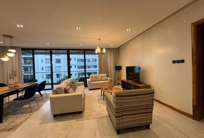 3 Bed Apartment with En Suite in Spring Valley