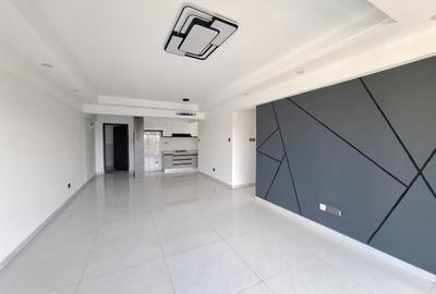 2 Bed Apartment with En Suite at Westlands Road - 4