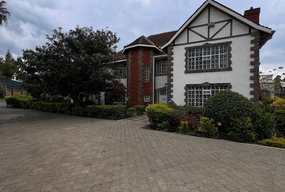 Commercial Property with Service Charge Included at Lavington Green - 3