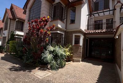 5 Bed Townhouse with En Suite at Lavington Green - 2
