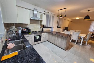 Furnished 3 Bed Apartment with En Suite in Riverside - 4