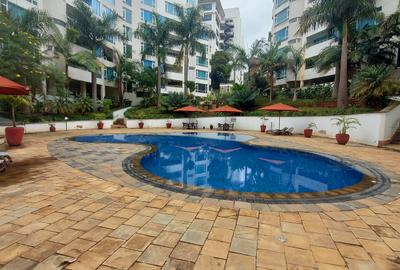 4 Bed Apartment with En Suite in Riverside