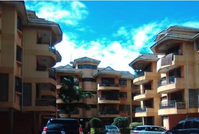 3 Bed Apartment with En Suite at Rosewood Court