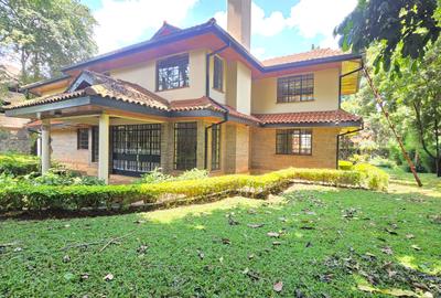 4 Bed House with En Suite in Runda