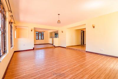 6 Bed House with En Suite at Off Dagoretti Road
