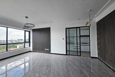 2 Bed Apartment with En Suite in Lavington