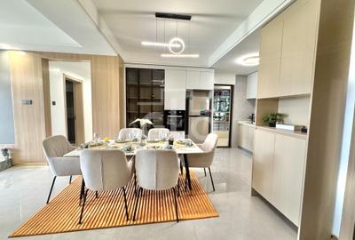 2 Bed Apartment with En Suite in Riverside
