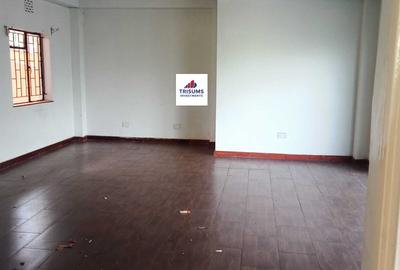 7 Bed House with En Suite in Kyuna - 2