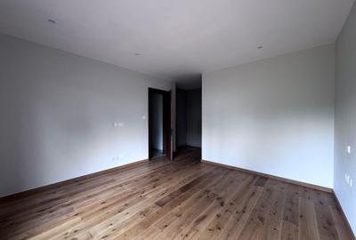 4 Bed Townhouse with En Suite in Loresho - 4