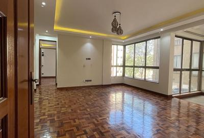 1 Bed Apartment with En Suite at Othaya Road - 2