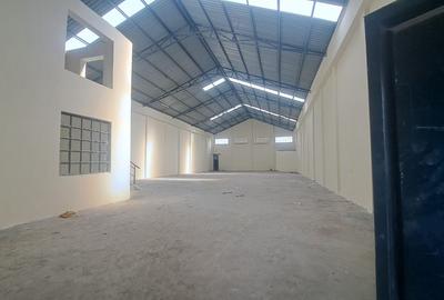 Warehouse with Service Charge Included in Mlolongo