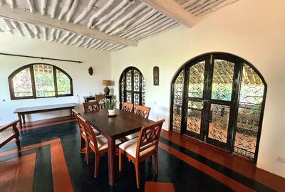 3 Bed Villa with En Suite in Diani - 4