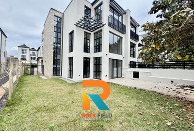 4 Bed Townhouse with En Suite in Runda - 2