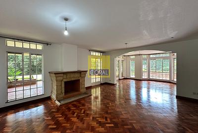 5 Bed House in Rosslyn - 2