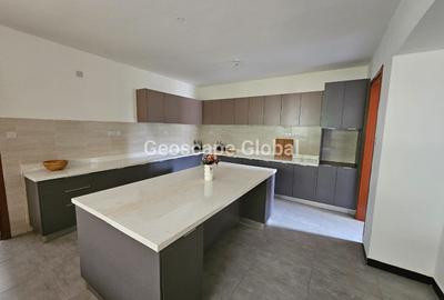 4 Bed House with En Suite in Karen - 4