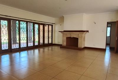5 Bed House with En Suite in Gigiri - 3