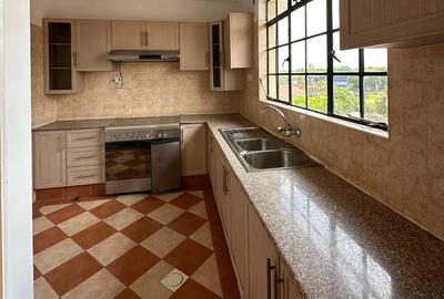 2 Bed Apartment with En Suite at Kilimani - 4