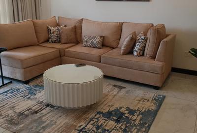Serviced 2 Bed Apartment with En Suite at Brookside - 2