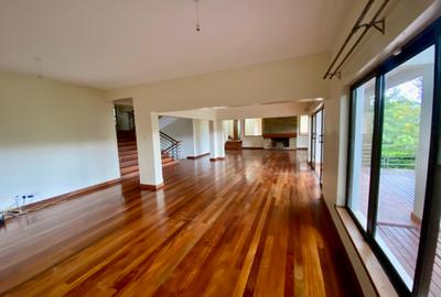 4 Bed Villa with En Suite in Kitisuru