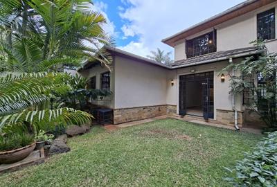 2 Bed Townhouse with En Suite at Lakeview