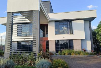 5 Bed House with En Suite at Runda