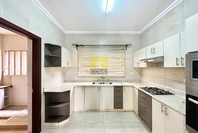 3 Bed Apartment in Rhapta Road