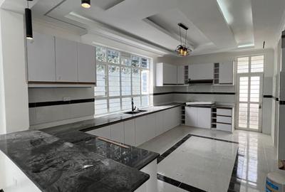 4 Bed Townhouse with En Suite at Thika Road - 4