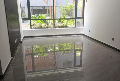 2 Bed Apartment with En Suite at Off Gitanga Road