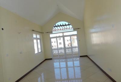 3 Bed Apartment with En Suite in Nyali Area