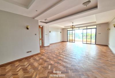4 Bed Apartment with En Suite at Riverside Drive - 2