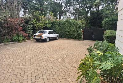 3 Bed House with En Suite in Loresho - 4