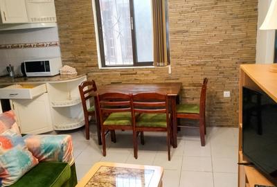 Serviced 1 Bed Apartment with En Suite at Riverside Drive - 4