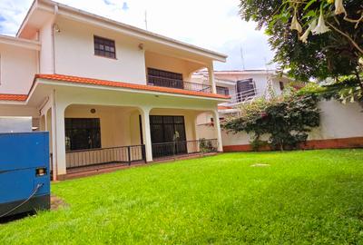 5 Bed Townhouse with En Suite at Jacaranda Avenue