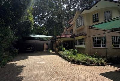 5 Bed House with En Suite in Karen - 3