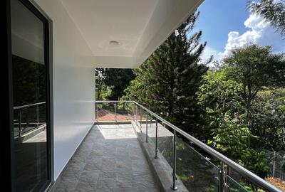 5 Bed Townhouse with En Suite in Loresho