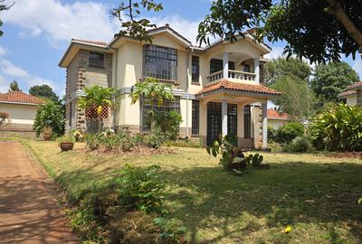 5 Bed Townhouse with En Suite in Rosslyn - 3