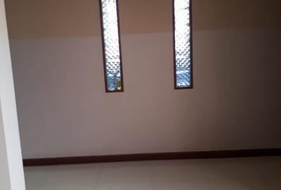 4 Bed House with En Suite in Nyali Area