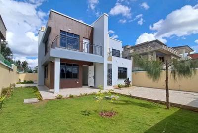 5 Bed Townhouse with En Suite in Syokimau