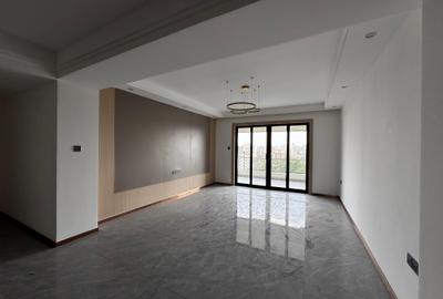 2 Bed Apartment with En Suite in Riverside - 2