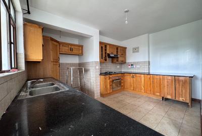 Serviced 3 Bed Apartment with En Suite in Kilimani - 3