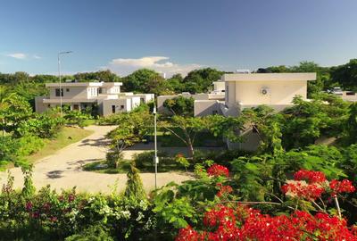 4 Bed House with En Suite at Awali Estate - 4