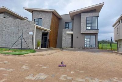 4 Bed Villa with En Suite at Redhill