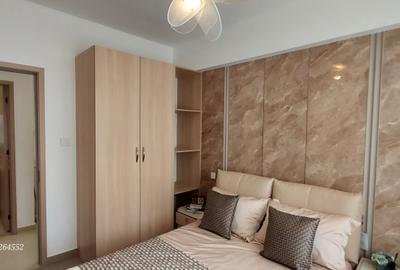 2 Bed Apartment with En Suite at - 4