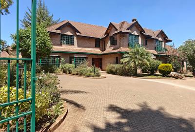 5 Bed Villa with En Suite in Karen