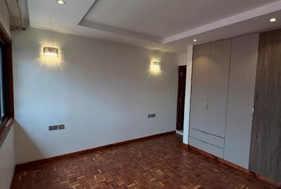 4 Bed Townhouse with En Suite in Westlands Area - 4