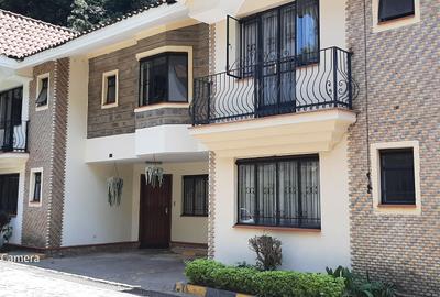 4 Bed Townhouse with En Suite in Westlands Area