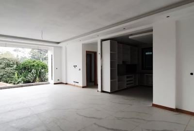 2 Bed Apartment with En Suite in Spring Valley